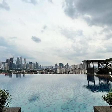 Datum Jelatek Linked Lrt And Mall With Netflix -Disney -Washdryer Kuala Lumpur Exterior foto